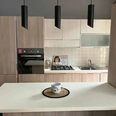 Apartman In - Jerry's House - 100mt Dal Arona