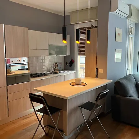 In - Jerry's House - 100mt Dal