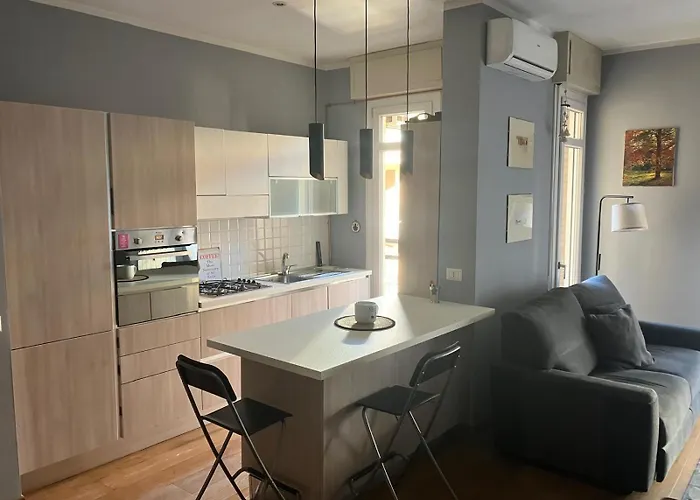 In - Jerry's House - 100mt Dal Arona